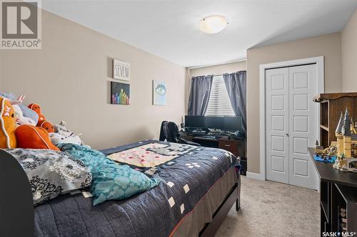 710 Rosewood Boulevard W, Saskatoon, SK - Indoor Photo Showing Bedroom