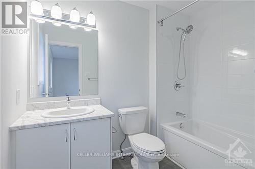 275 Elsie Macgill Walk, Ottawa, ON - Indoor Photo Showing Bathroom