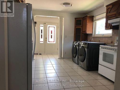 3423 Cedar Creek Dr Drive, Mississauga, ON - Indoor Photo Showing Laundry Room