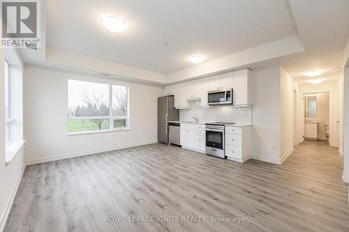 201 - 243 Northfield Drive E, Waterloo, ON - Indoor Photo Showing Kitchen