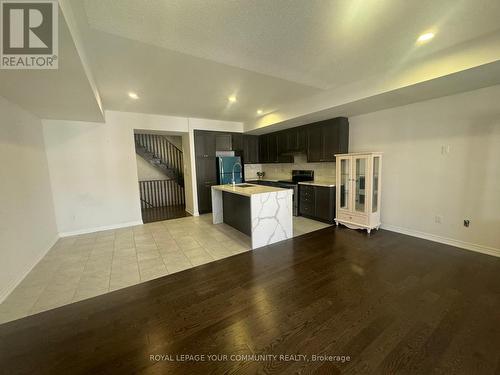 A - 109 Luzon Avenue, Markham, ON - Indoor Photo Showing Kitchen