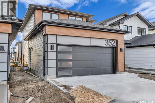 352 Leskiw Bend, Saskatoon, SK - Outdoor