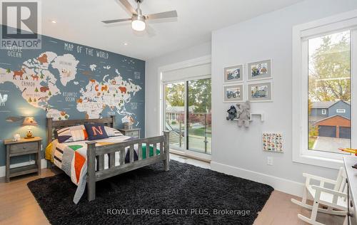 16B Benson Avenue, Mississauga, ON - Indoor Photo Showing Bedroom