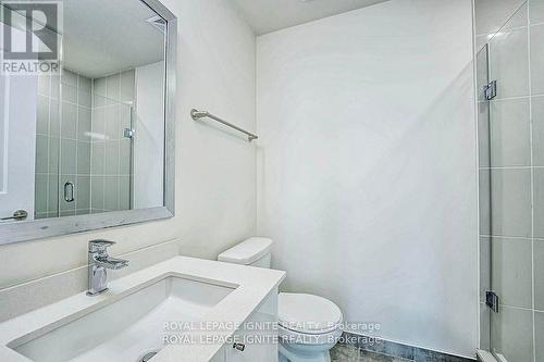 2414 - 35 Watergarden Drive, Mississauga, ON - Indoor Photo Showing Bathroom