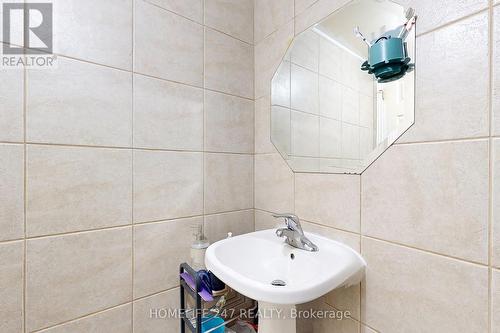 82 Conn Smythe Drive, Toronto, ON - Indoor Photo Showing Bathroom