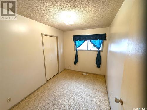 210 3Rd Street S, Martensville, SK - Indoor Photo Showing Other Room