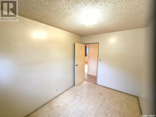 210 3Rd Street S, Martensville, SK - Indoor Photo Showing Other Room