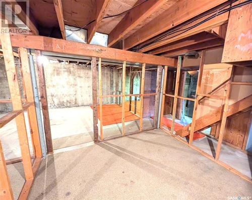 210 3Rd Street S, Martensville, SK - Indoor Photo Showing Basement