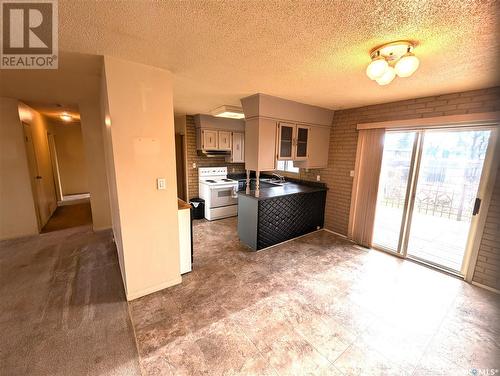 210 3Rd Street S, Martensville, SK - Indoor