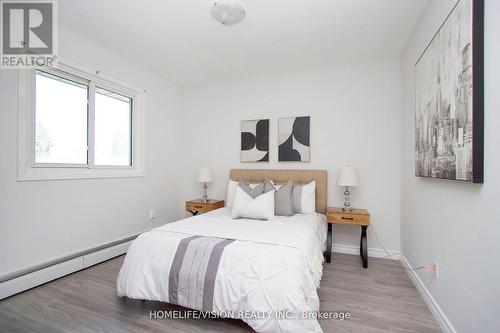 530 Dean Avenue, Oshawa, ON - Indoor Photo Showing Bedroom