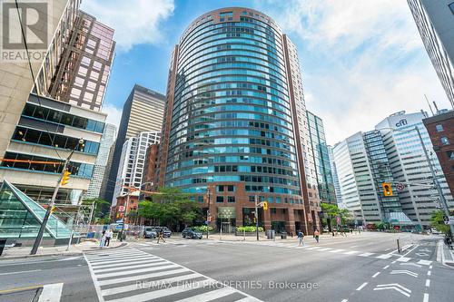 1501 - 33 University Avenue, Toronto, ON - Outdoor With Facade