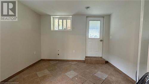 View of doorway to outside - 406 Erb Street W Unit# 2, Waterloo, ON - Indoor Photo Showing Other Room