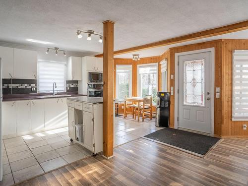 EntrÃ©e extÃ©rieure - 3683 2E Rue N., Saint-Georges, QC - Indoor Photo Showing Kitchen