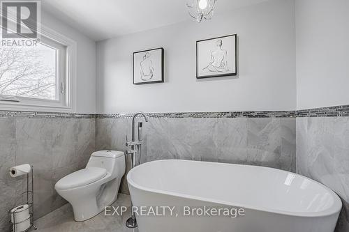 1517 Highbrook Avenue, Mississauga, ON - Indoor Photo Showing Bathroom