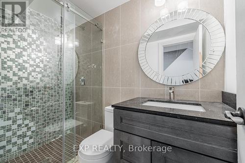 1517 Highbrook Avenue, Mississauga, ON - Indoor Photo Showing Bathroom