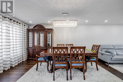 1517 Highbrook Avenue, Mississauga, ON - Indoor Photo Showing Dining Room