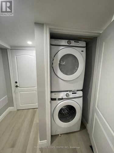 Basemnt - 40 Hollybrook Trail, Kitchener, ON - Indoor Photo Showing Laundry Room