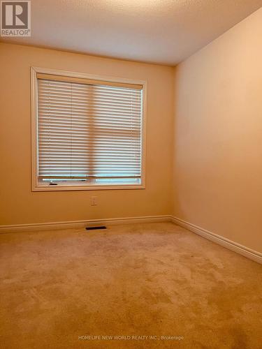 90 Rougeview Park Crescent, Markham, ON - Indoor Photo Showing Other Room