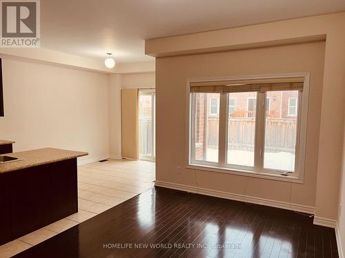 90 Rougeview Park Crescent, Markham, ON - Indoor