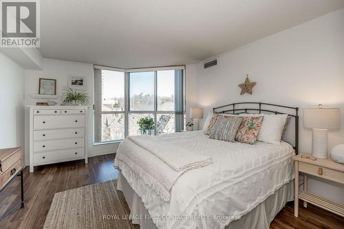 711 - 150 Dunlop Street E, Barrie, ON - Indoor Photo Showing Bedroom