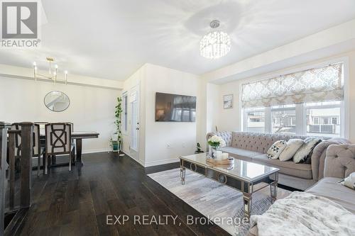 106 Lemieux Court, Milton, ON - Indoor Photo Showing Living Room