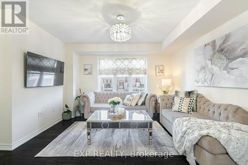 106 Lemieux Court, Milton, ON - Indoor Photo Showing Living Room