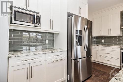 55 White Tail Drive, Almonte, ON - Indoor Photo Showing Kitchen With Upgraded Kitchen