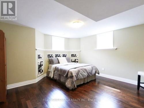 190 Forbes Terrace, Milton, ON - Indoor Photo Showing Bedroom