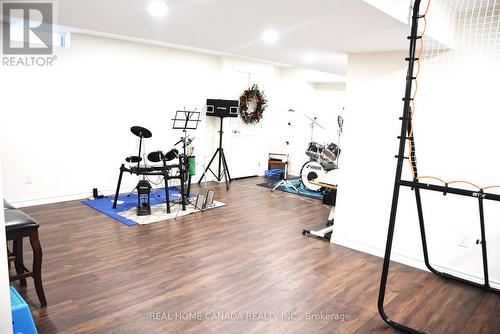 190 Forbes Terrace, Milton, ON - Indoor Photo Showing Gym Room