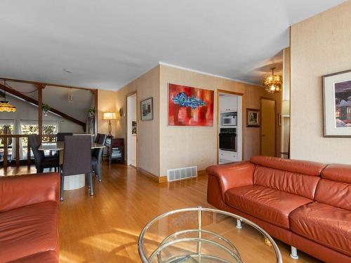 Salon - 724 Rue Boissy, Saint-Lambert, QC - Indoor Photo Showing Living Room