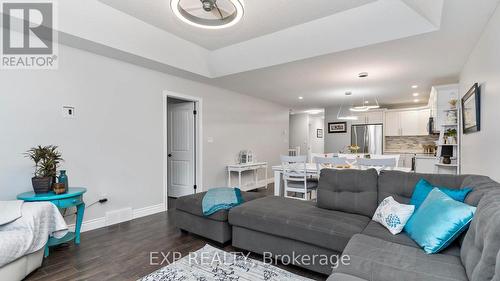 9 - 74 Edison Street, St. Marys, ON - Indoor Photo Showing Living Room