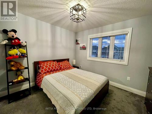 20 Basil Crescent, Middlesex Centre (Ilderton), ON - Indoor Photo Showing Bedroom