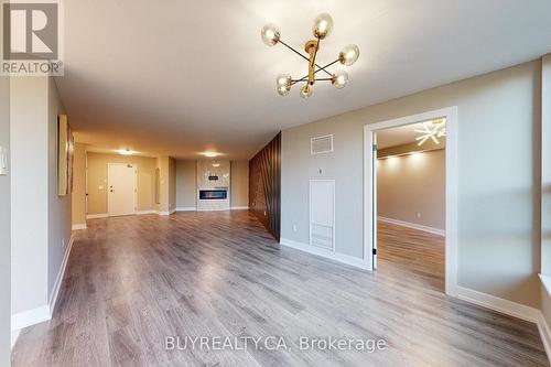 218 - 7905 Bayview Avenue, Markham, ON - Indoor Photo Showing Other Room