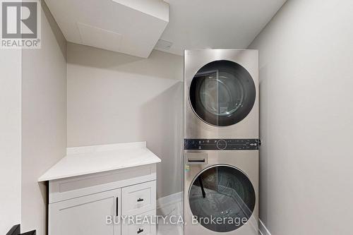 218 - 7905 Bayview Avenue, Markham, ON - Indoor Photo Showing Laundry Room