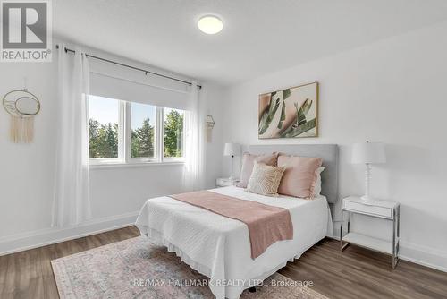 99 Belmont Crescent, Vaughan, ON - Indoor Photo Showing Bedroom