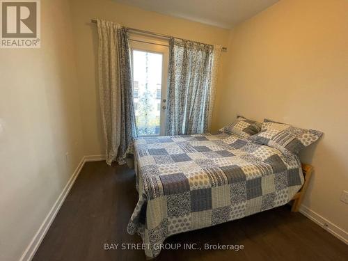 305 Squire Crescent, Oakville, ON - Indoor Photo Showing Bedroom