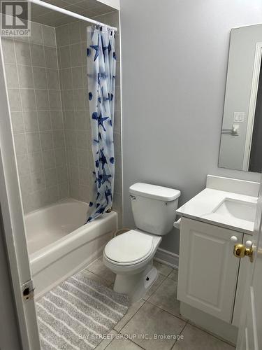 6056 Coxswain Crescent, Mississauga, ON - Indoor Photo Showing Bathroom