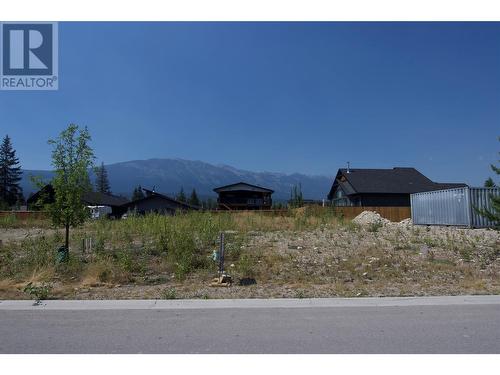 1608 Cedar Street, Golden, BC 