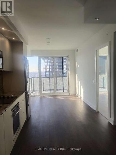 3011 - 30 Inn On The Park Drive, Toronto, ON - Indoor Photo Showing Kitchen