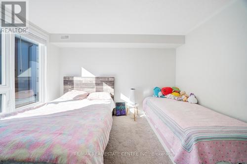 1691 Pleasure Valley Path, Oshawa, ON - Indoor Photo Showing Bedroom