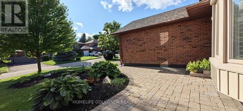 27 Carroll Street, Whitby, ON - Outdoor