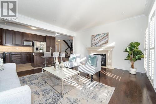 3168 Watercliffe Court, Oakville, ON - Indoor Photo Showing Living Room