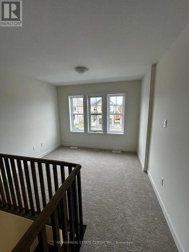 69 Moss Drive, Cambridge, ON - Indoor Photo Showing Other Room