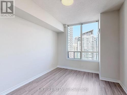 2509 - 3504 Hurontario Street, Mississauga, ON - Indoor Photo Showing Other Room