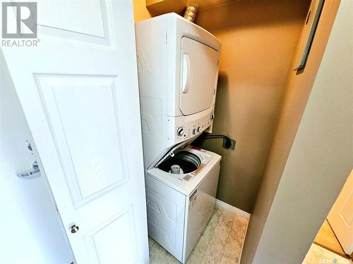 106 720 8Th Street E, Saskatoon, SK - Indoor Photo Showing Laundry Room