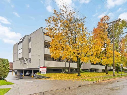 203-909 Pembroke St, Victoria, BC - Outdoor