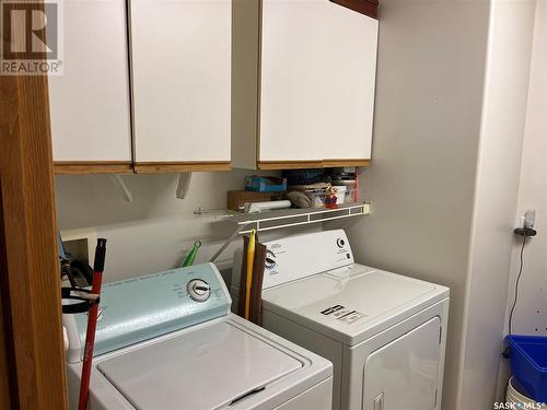 402 2930 Arens Road E, Regina, SK - Indoor Photo Showing Laundry Room