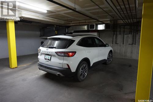 402 2930 Arens Road E, Regina, SK - Indoor Photo Showing Garage