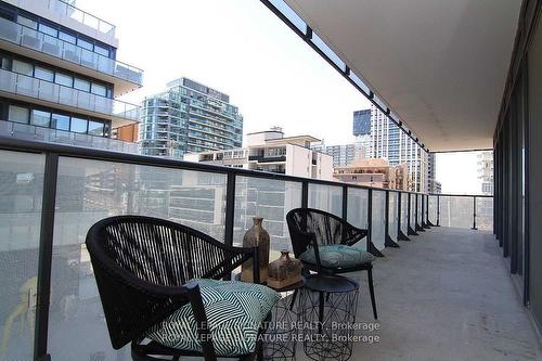 303-185 Roehampton Ave, Toronto, ON - Outdoor With Balcony With Exterior