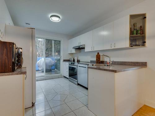 Kitchen - 2860 Rue Des Harles, Terrebonne (La Plaine), QC - Indoor Photo Showing Kitchen